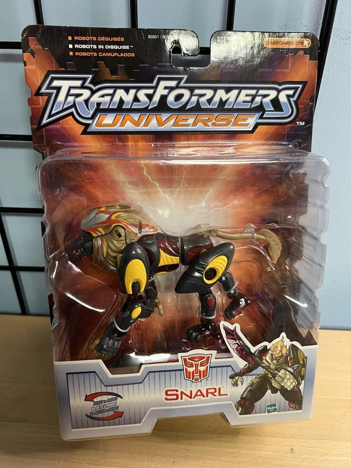 Hasbro Transformers Universe Snarl Action Figure