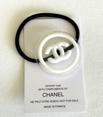 Corbatas para el cabello Chanel VIP Gift Foto 1 de 4