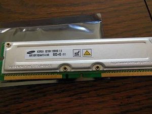 SAMSUNG MEMORY STICKS  MR16R1624AFO-CK8 128 MB RDRAM RAMBUS 800-45  0218H  - Picture 1 of 6