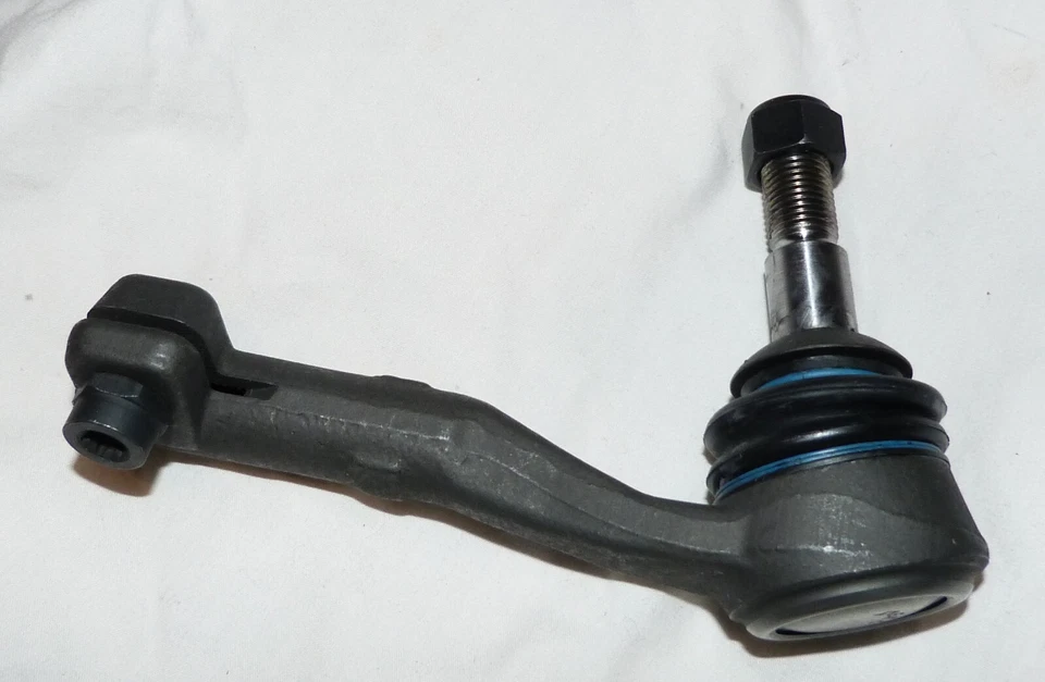 BMW 1 series 2005 Track rod outer Ball joint Righthand - Image 1 of 1