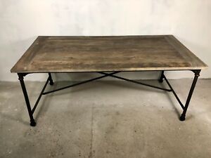 Table d'atelier en fer et plateau bois ancien 
