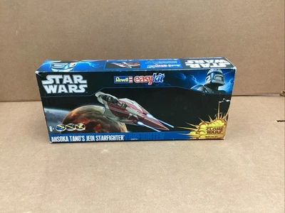 Kit fácil Revell Star Wars Ahsoka Tanos Jedi Starfighter Hasbro 2009 - NUEVO Foto 1 de 4