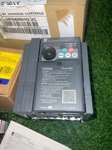 JOHNSON CONTROLS VFD68 Variable Frequency Drive 3 PHASE 200V 1312 3C - Picture 1 of 6