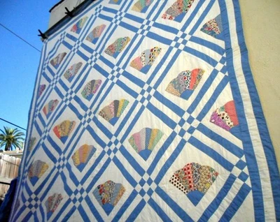 Vtg 30's  40's Grandmother's Fan Hand stitched Feedsack - Image 1 of 4