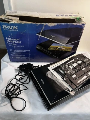 Epson Perfection V600 Photo Scanner Machine and Power Cable, box- Good/ see foto - Image 1 of 4