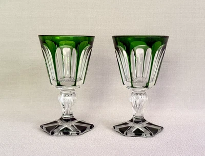 Par de copas de vino de cristal transparente vintage de baccarat verde cortado - burbujas de tallo Foto 1 de 4