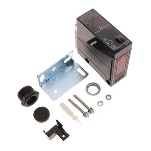 E3JM-DS70M4-G SENSOR REFLECTIVE 700MM RELAY - Picture 1 of 1