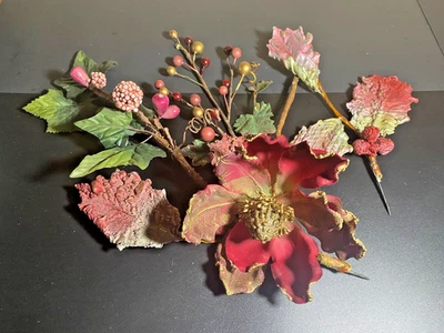 LRG BORGOÑA SEDA 5" FLOR DE PASCUA NAVIDAD PICOS HOJAS DE SALVIA DORADA ARÁNDANO Foto 1 de 4