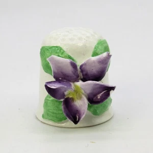 COLLECTABLE FINE BONE CHINA THIMBLE 3D FLOWER BY GHI - Picture 1 of 4