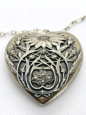 Серебряный большой медальон с подвеской в виде сердца Tiffany & Co Ziegfeld Daisy 1,75 дюйма серебро 925 пробы - Изображение 1 из 4