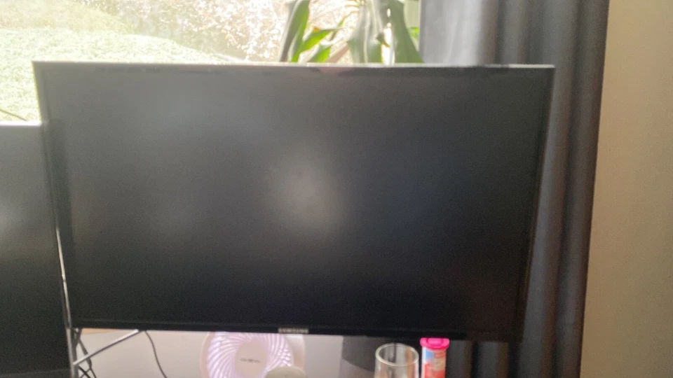 Samsung F24T450GYU T45F Series 24 Zoll FHD LED Monitor - Schwarz - Bild 1 von 1