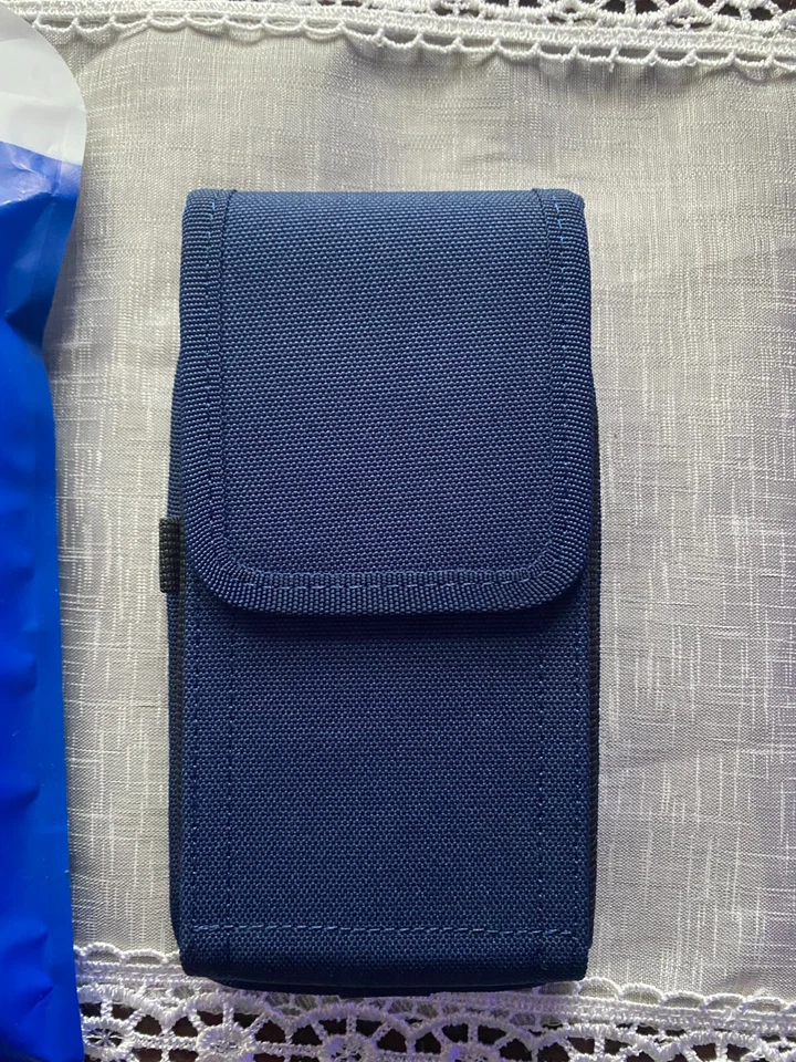 NEW Phone Holster for belt w/metal clip blue Medium for iphone/samsung galaxy - Image 1 of 4