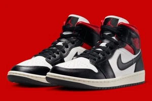 NUEVO Nike Air Jordan 1 Mid Blanco Negro Rojo Panda Tenis BQ6472-061 Mujer Talla - Imagen 1 de 5