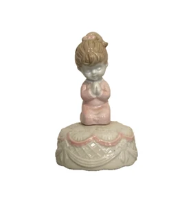 San Francisco Music Box Company Praying Girl Plays "Jesus Loves Me" 5 1/2" Tall - Picture 1 of 3