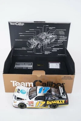 Team Caliber Owners Bank  Series #17 Matt Kenseth DeWALT AT&T 2001 Ford 1:24 - Image 1 of 4