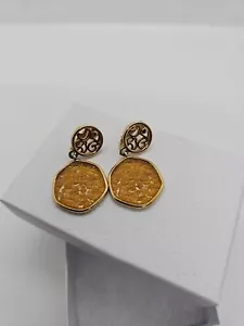 Vintage 1970s SARAH COVENTRY Taste Of Honey Hexagon Dangle Clip On Earrings - Picture 1 of 4