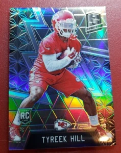 2016 Panini Spectra Rookie #'d /99 Tyreek Hill #152 Rookie RC - Picture 1 of 2