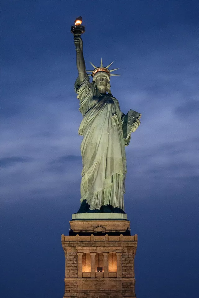 Statue of Liberty New York Art Wall Decor - POSTER 20x30 - Image 1 of 4