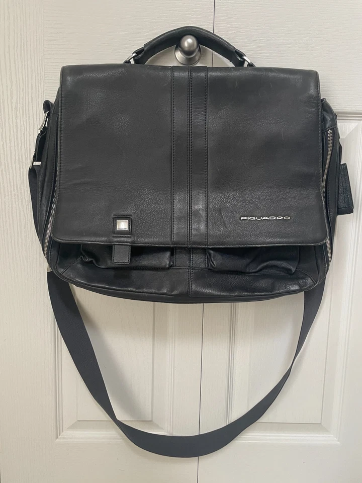 Men's Leather Briefcase – Sleek Grey, Italian Craftsmanship (Piquadro Brand) - Image 1 of 4