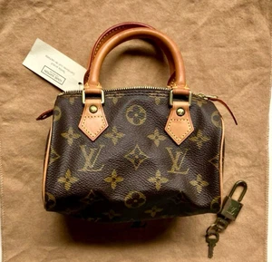 Louis Vuitton Monogram Nano Mini Speedy Bag No Shoulder strap M41534 Unused - Bild 1 von 7