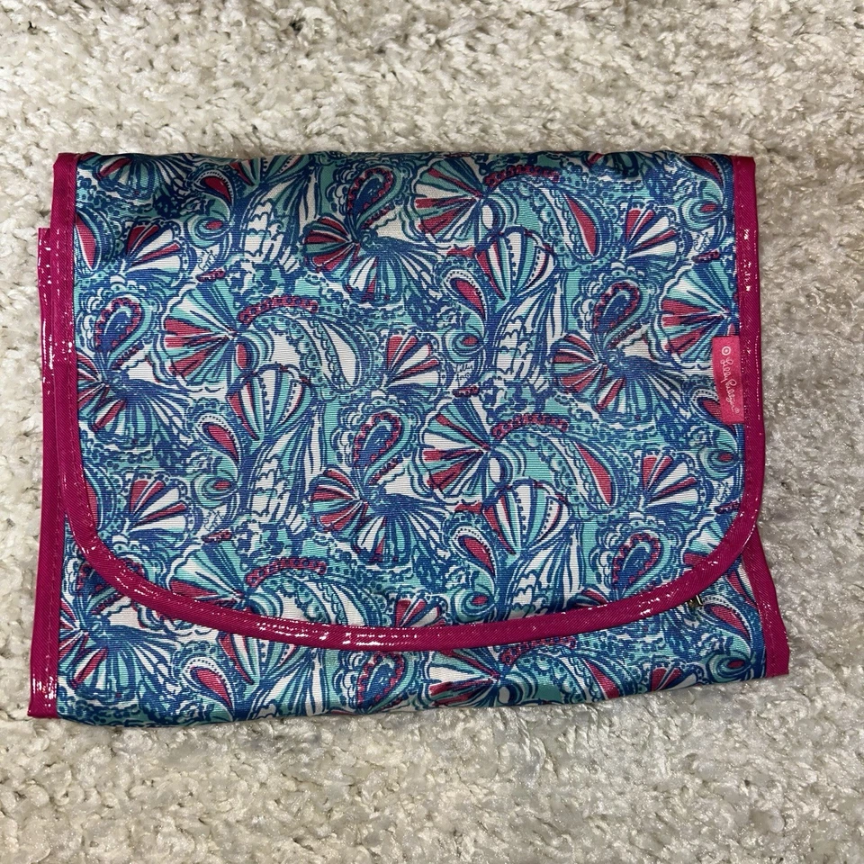 Bolsa organizadora de cosméticos maquillaje de viaje colgante Lilly Pulitzer para Target Foto 1 de 4