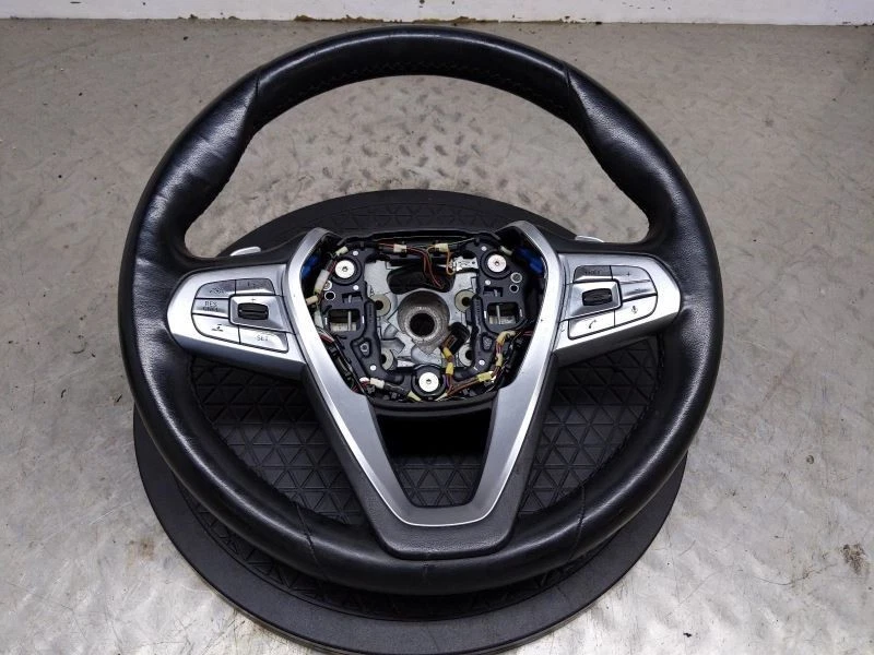 BMW 740i 750i G11 G12 2016-2019 volante OEM Foto 1 de 4