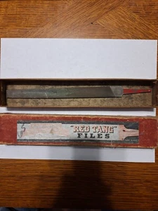 Simonds Red Tang File in Vintage Box - Picture 1 of 4