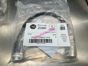 NUOVO cavo di transizione di alimentazione Allen-Bradley 2090-CPWM4E2-14TR FedEx o DHL o UPS - Foto 1 di 1