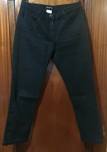 chanel jeans black sz 40 made in Italy, excellent condition, worn two times. - Picture 1 of 5