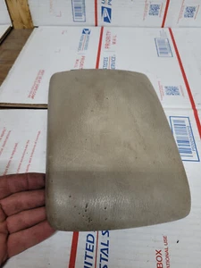 2005-2009 Subaru Outback Legacy Center Console Lid Arm Rest - Picture 1 of 6