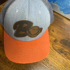 Baseballmütze grau und orange Druckknopflasche - Bild 1 von 2