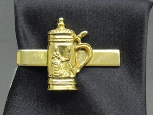 Vintage Beer Stein Tie Clip Gold Tone Unbranded - Picture 1 of 9