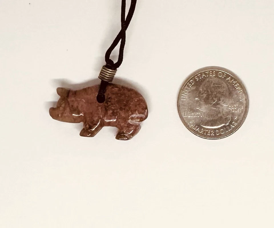 Красивый кулон из родонита свиньи ручной работы - Изображение 1 из 1