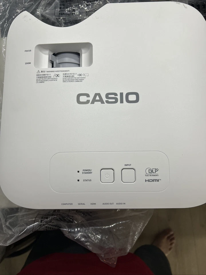 CONTROLE REMOTO PROJETOR CASIO YT-140 GENUÍNO - Xj-V10X Xj-V100W Xj-V110W Xj-F10X - Imagem 1 de 1