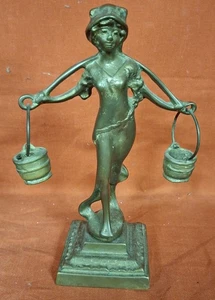 bronzo raffigurante contadina - Foto 1 di 11