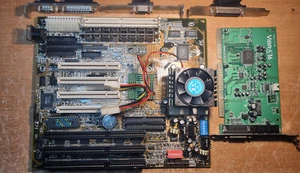 ABIT PD5N - 512K 1.31 + Pentium MMX 200 MHz + 32MB Ram + cables + Audio - Picture 1 of 12