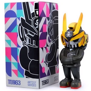 Hellbots MEGATEQ 12" TEQ63 Artist Series by Igor Ventura x Quiccs x Martian Toys - Picture 1 of 6