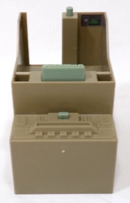 Hasbro 2009 GI Joe Rise of Cobra Pit Mobile Headquarters Central Console Part - Image 1 of 4