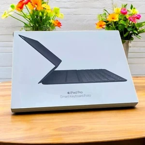Genuine Apple iPad Air 13-inch M3/M2/Pro 12.9" 3rd Gen Smart Folio Keyboard Case - Picture 1 of 11