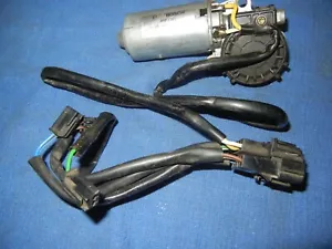 96 SAAB NG900 motor inclinable trasero asiento derecho Bosch 0390206636 B1 - Imagen 1 de 4