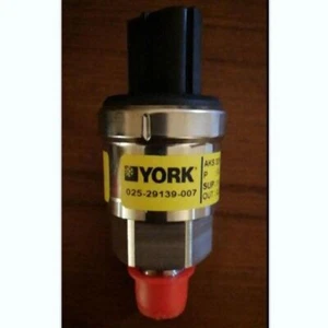 YORK 025-29139-007 Pressure Sensor Air Conditioning Pressure Transducer - Picture 1 of 1