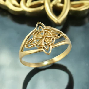 Gold Celtic Trinity Knot Triquetra Ring - Picture 1 of 16