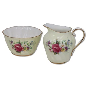 Paragon Roses on Pale Yellow Creamer Sugar Bowl Set Bone China England 1950's - Picture 1 of 5