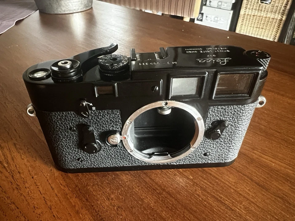 Leica M3 Black Paint. Enzo Patagonean - Imagen 1 de 4