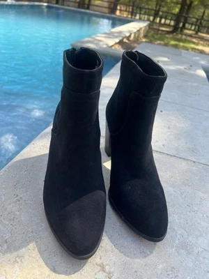 Anne Klein Mujer Niccie Gamuza Negro Botín Talla 7~NUEVO~ Foto 1 de 4