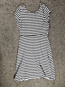 Old Navy Swing Kleid Damen M schwarz weiß gestreift Kurzarm - Bild 1 von 6