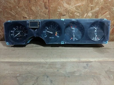 Velocímetro de cuadro de instrumentos Pontiac Firebird 1982-1984 usado OEM V6 A 85 MPH Foto 1 de 4