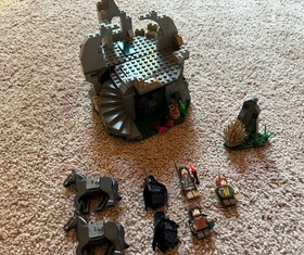 LEGO The Lord of the Rings: Attack on Weathertop (9472) W/ All Minifigures