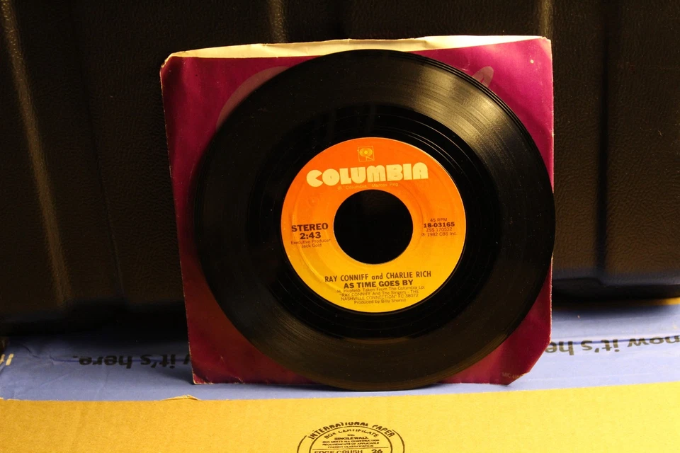CHARLIE RICH 45 RPM RECORD..FB 8 - Image 1 of 1