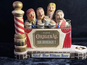 De colección RARO 1959 Pabst Cinta Azul Bar Cerveza Exhibición Barbería Cuarteto - Imagen 1 de 11